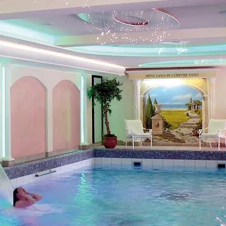 فندق Rueters Parkhotel 4*