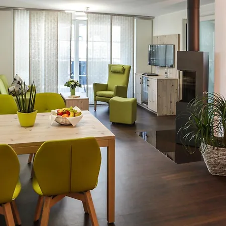 Отель Vis A Vis Parkhotel