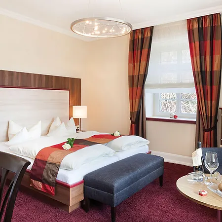 酒店 Vis A Vis Parkhotel