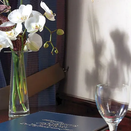 Vis A Vis Parkhotel Отель