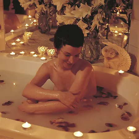 Отель Vis A Vis Parkhotel