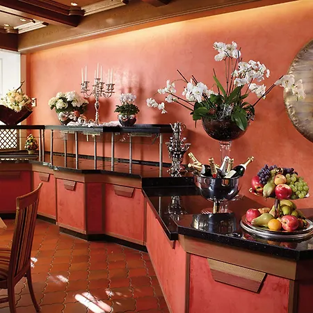 Rueters Parkhotel فندق فيلنغن