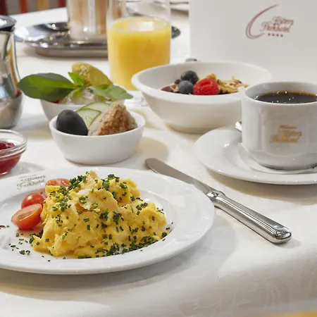 Отель Vis A Vis Parkhotel 4*
