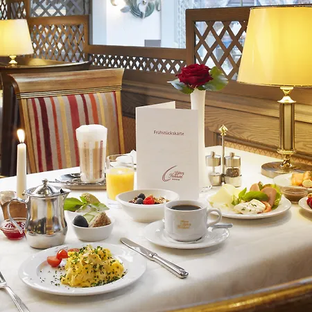 Vis A Vis Parkhotel