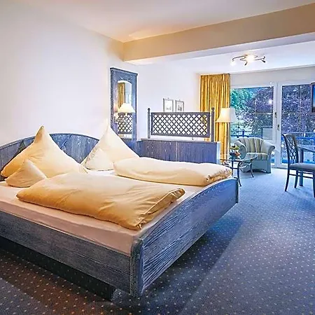 Vis A Vis Parkhotel 酒店